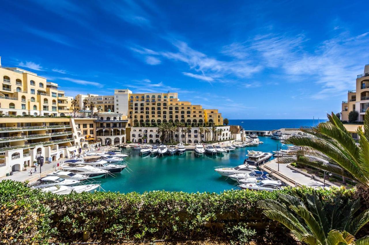 Cosy Apartment Steps To St George'S Bay Saint Julian's Εξωτερικό φωτογραφία